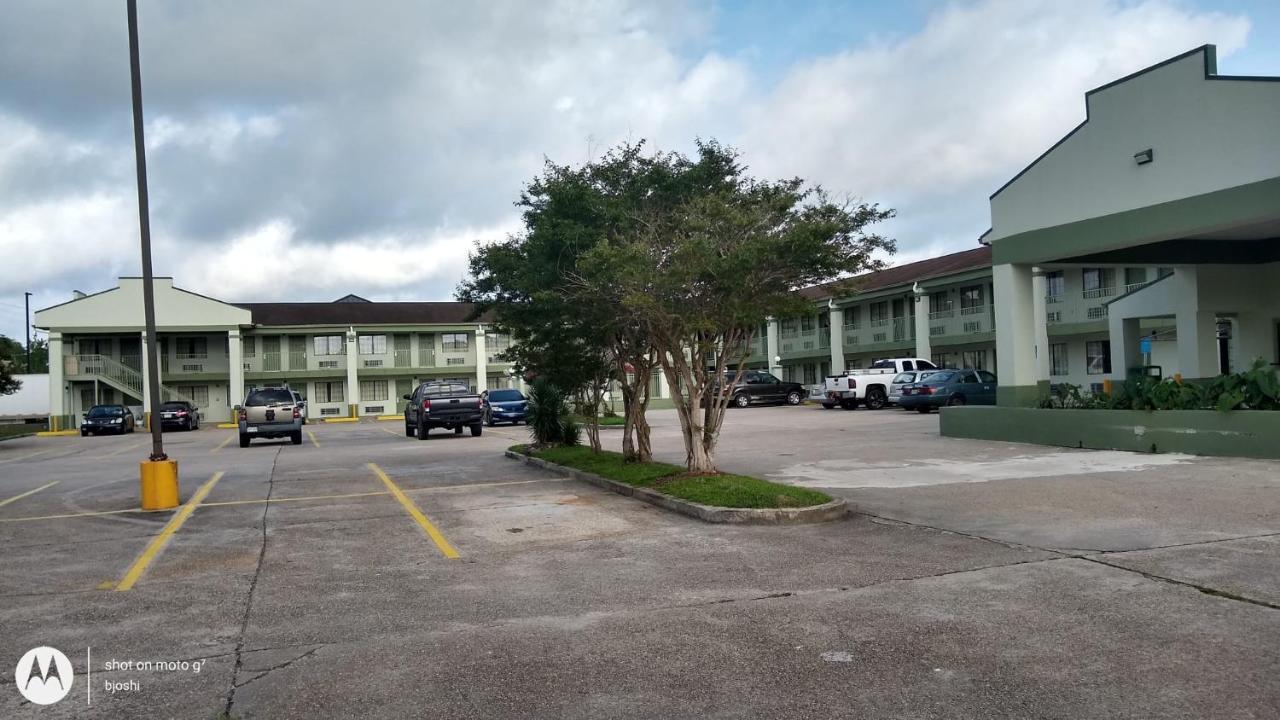 Highland Inn Denham Springs Baton Rouge East Exterior foto